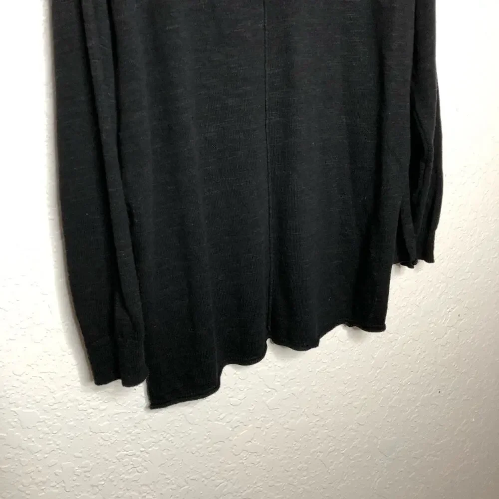 Free People Beach black vneck side slit linen blend knit top size Extra Small XS